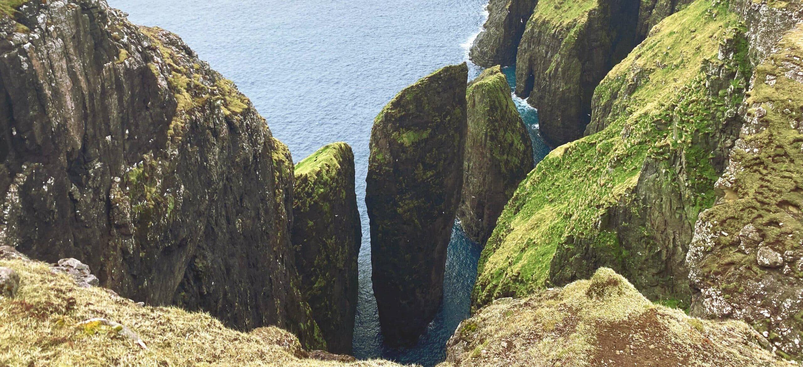 Dunnesdrangar rock pillar