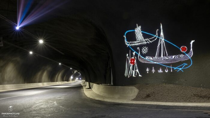 Sandoyartunnilin art work
